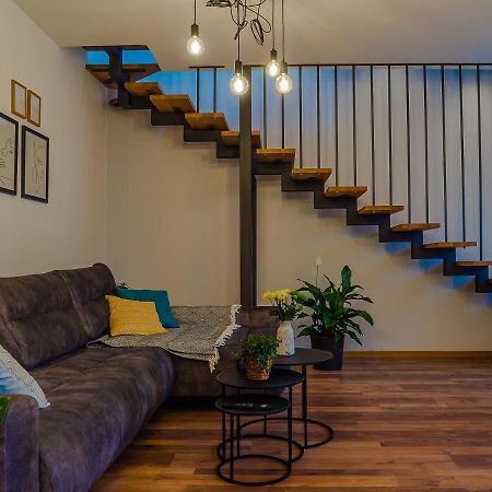 Apartmani Dora & Luka Fiume Esterno foto