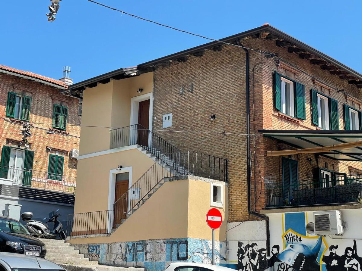 Apartmani Dora & Luka Fiume Esterno foto