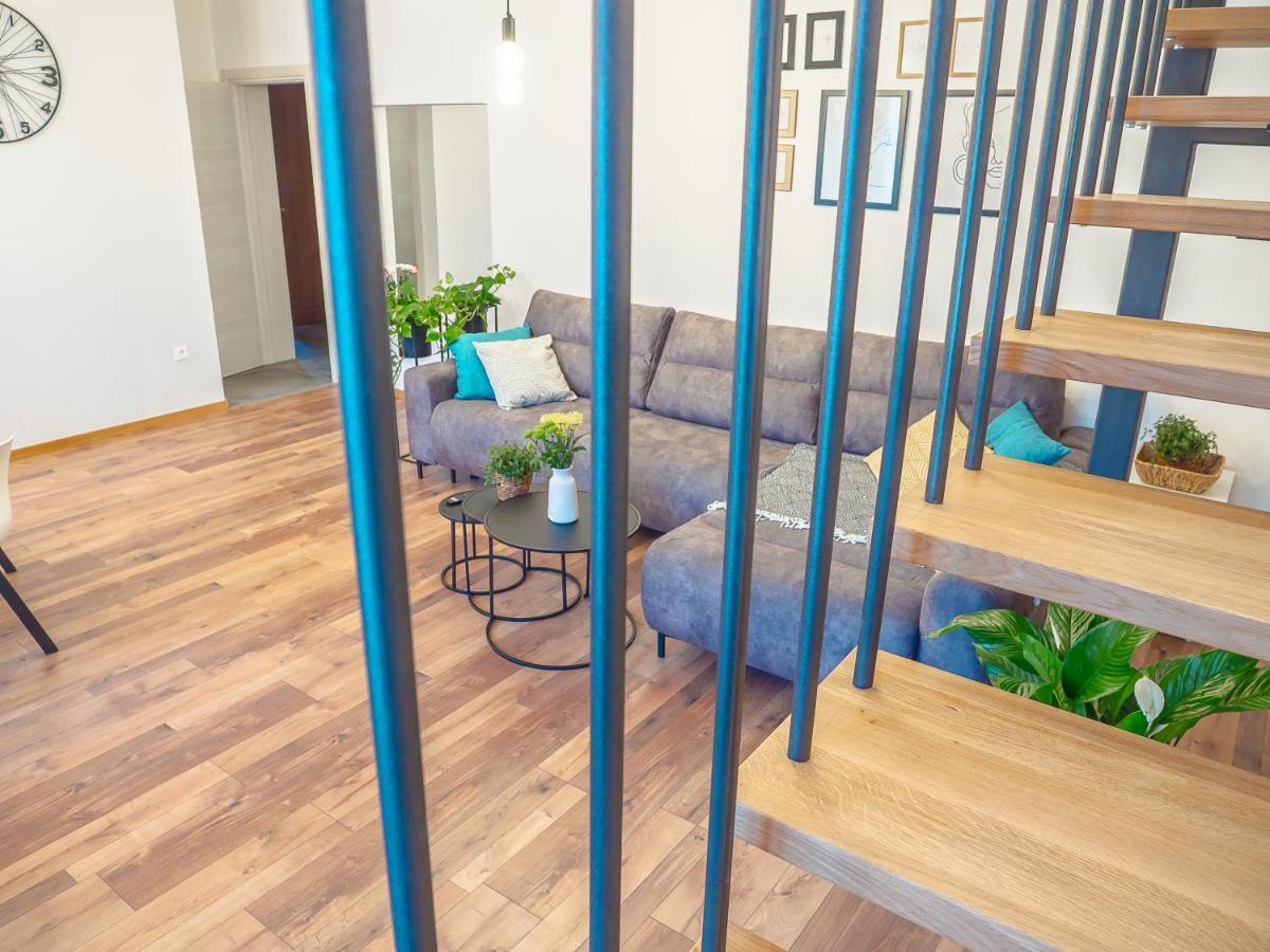 Apartmani Dora & Luka Fiume Esterno foto