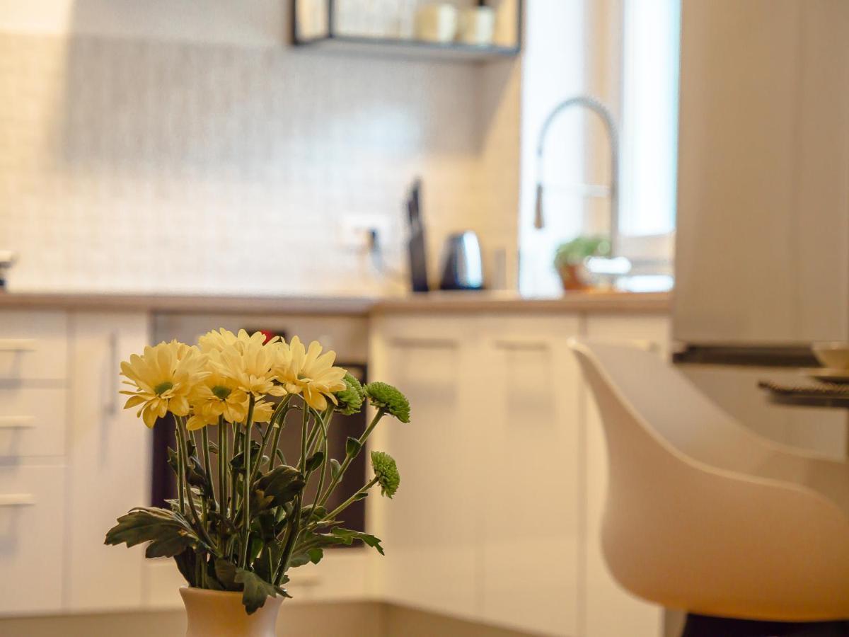 Apartmani Dora & Luka Fiume Esterno foto