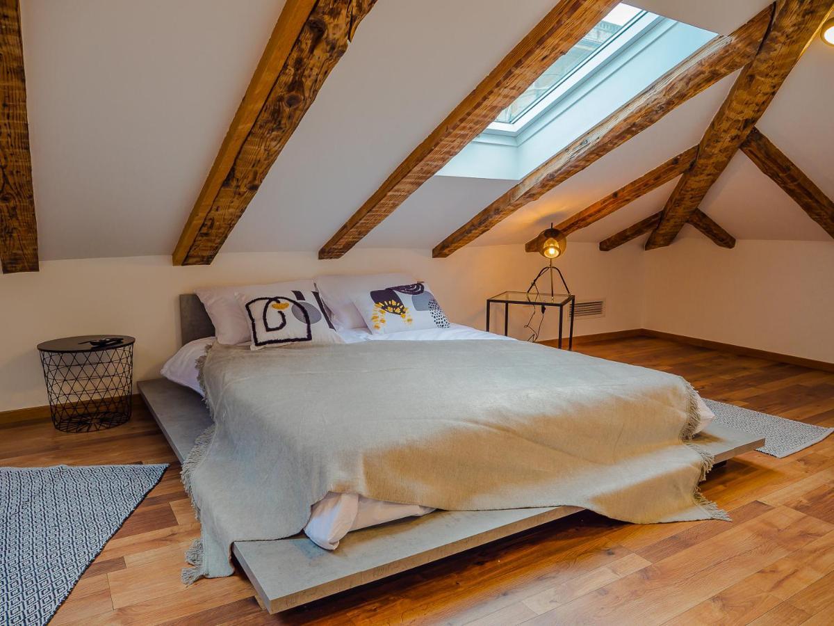 Apartmani Dora & Luka Fiume Esterno foto