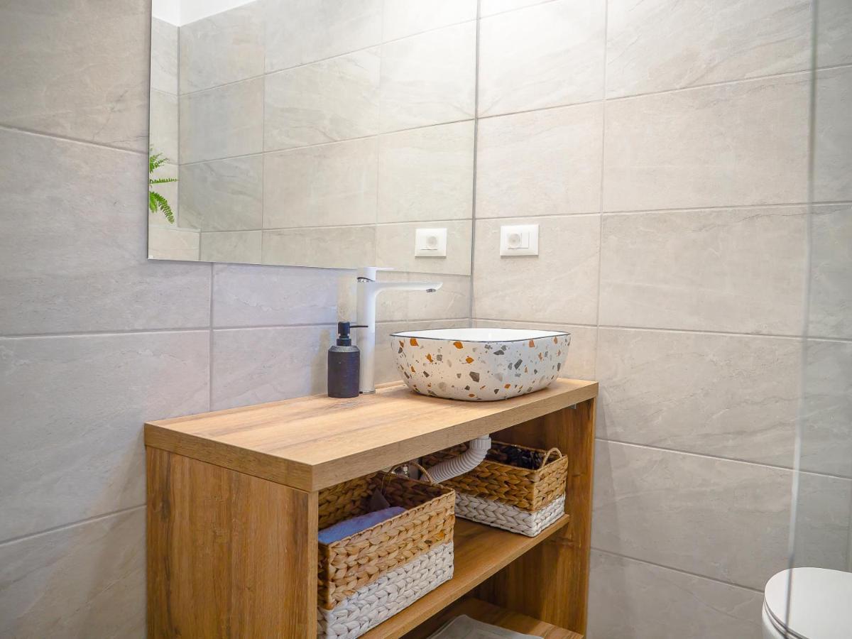 Apartmani Dora & Luka Fiume Esterno foto