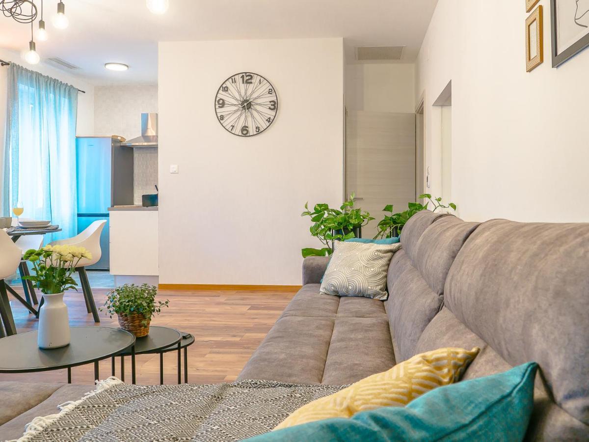 Apartmani Dora & Luka Fiume Esterno foto