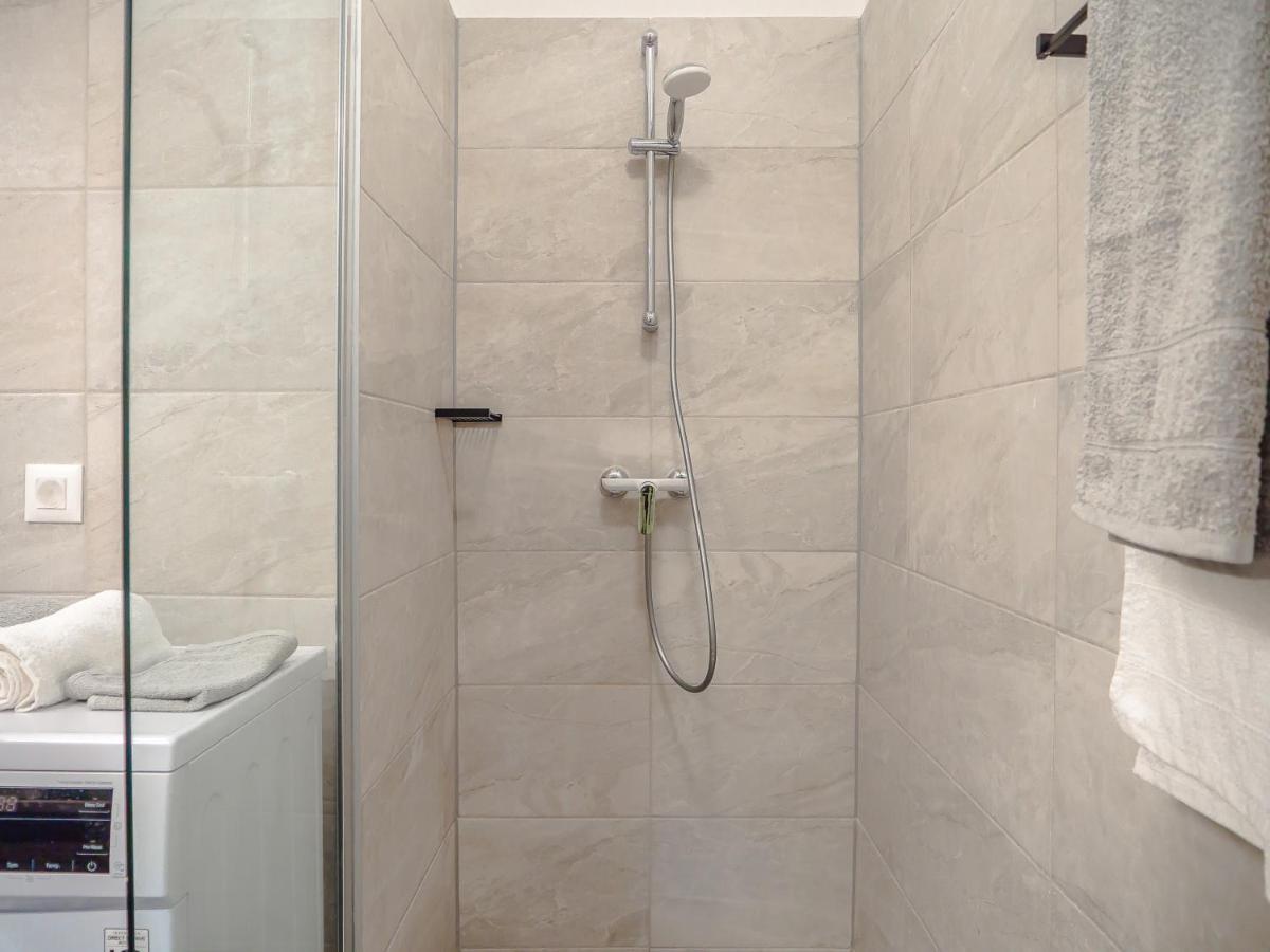 Apartmani Dora & Luka Fiume Esterno foto